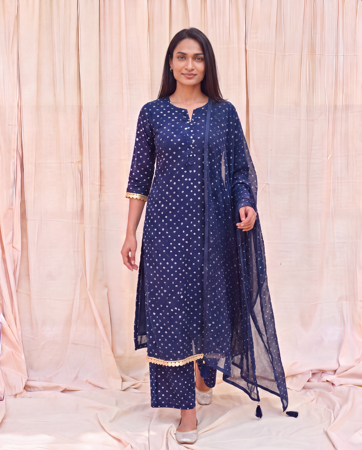 Neel Bandhani Set