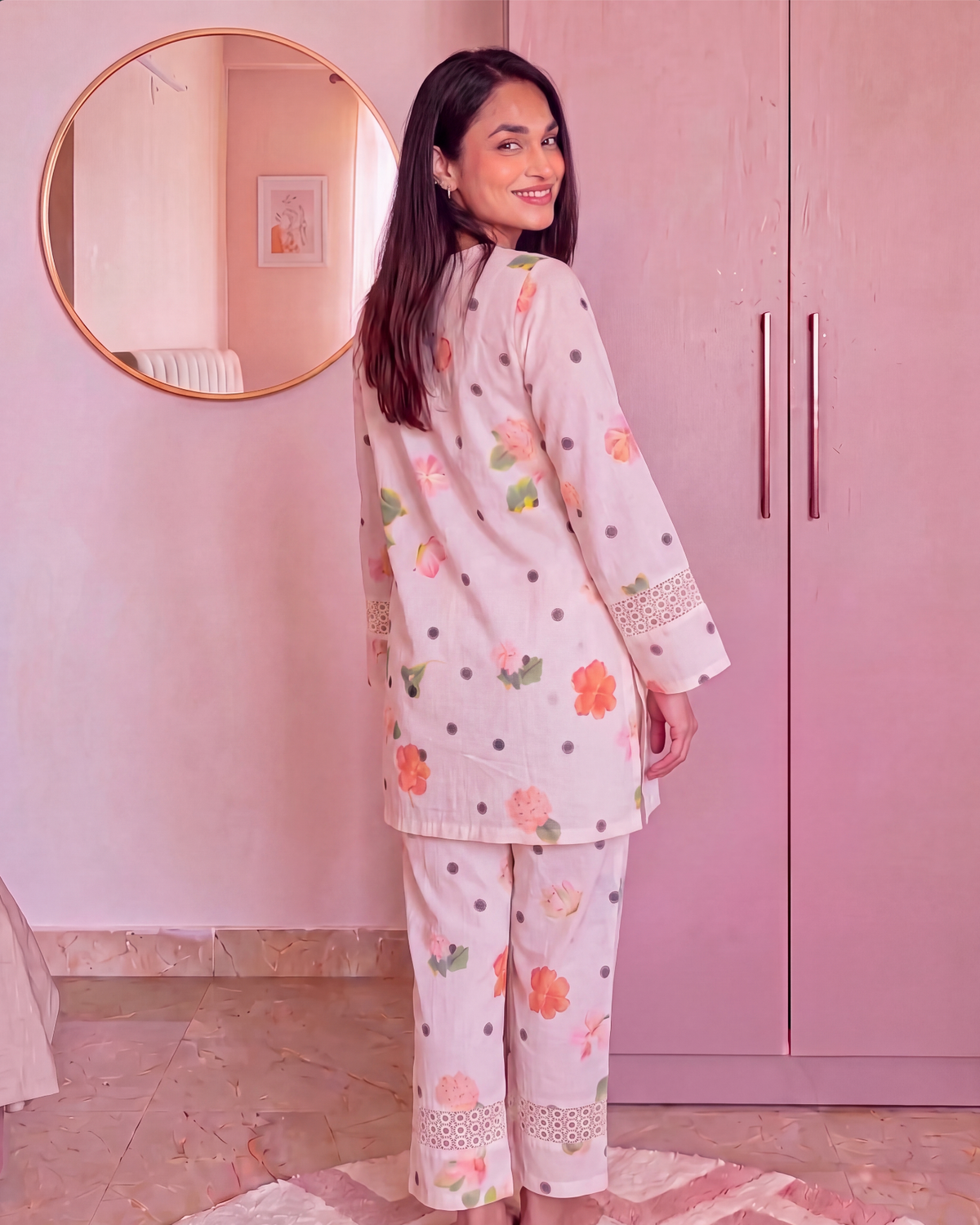 Pariniti Muse Serene Polka Cotton Kurta Set