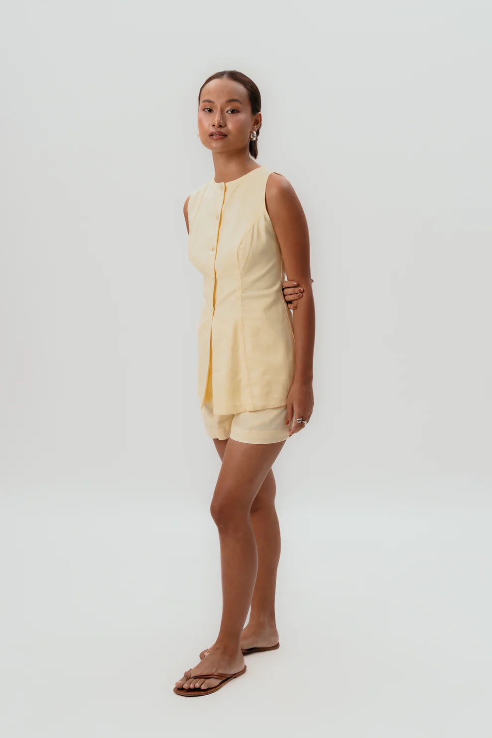 Calm Vest - Butter Yellow