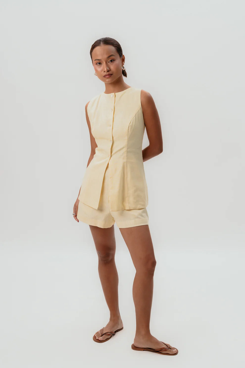 Calm Vest - Butter Yellow